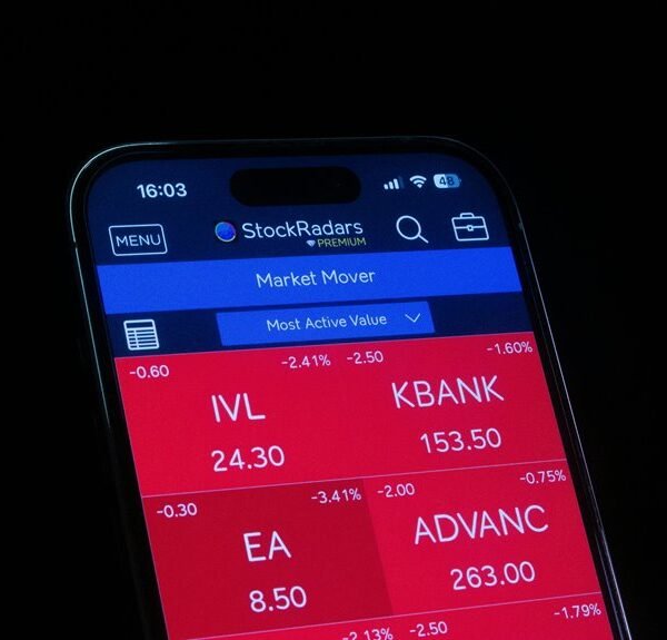 Upgrade Your Marketing 911086570 Online Platform